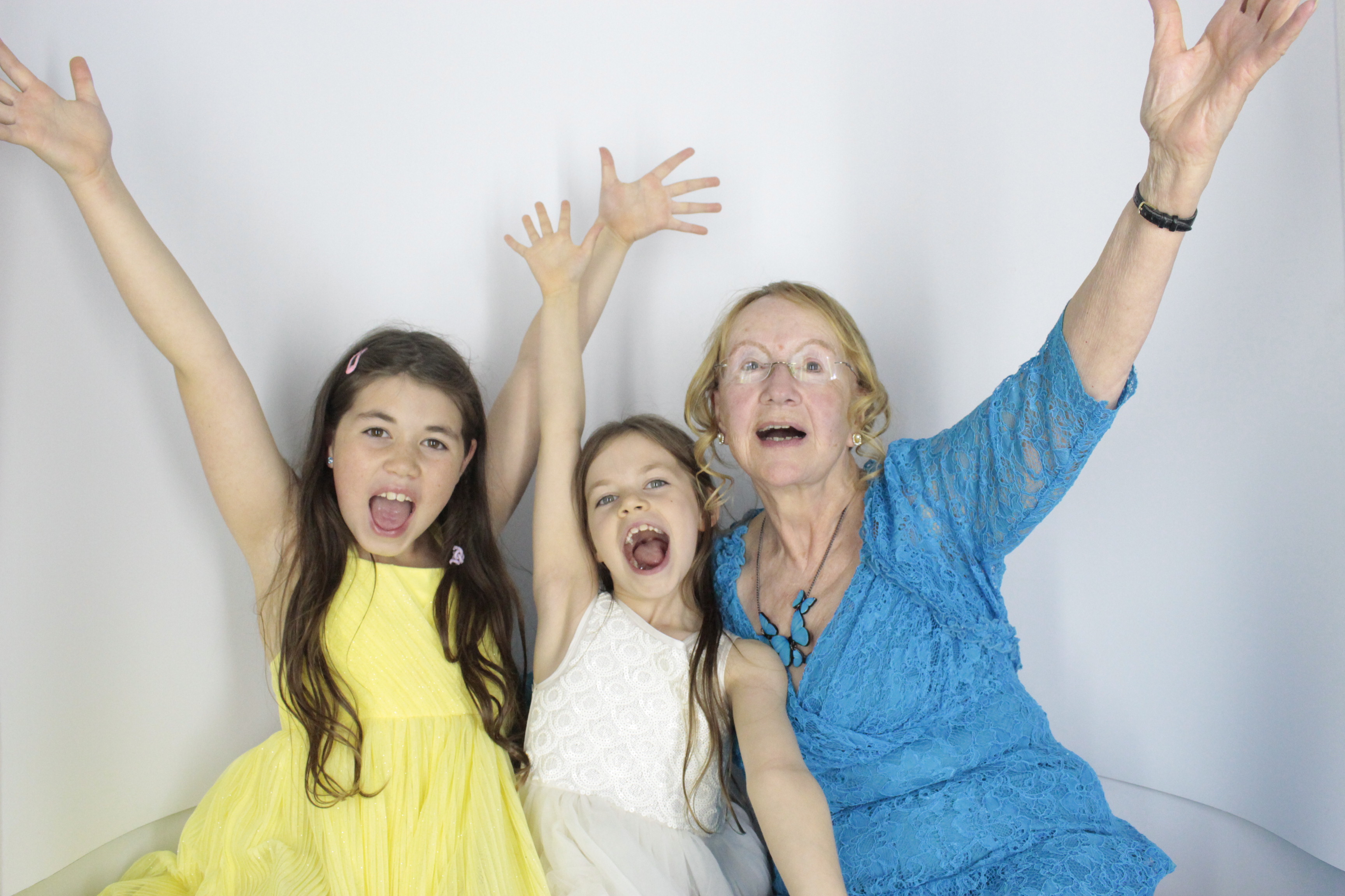 Nadine 40th Birthday  | View more photos from the event at gallery.myphotoboothexperience.co.uk/u/MyPhotoBoothExperienceLtd/Nadine-40th-Birthday